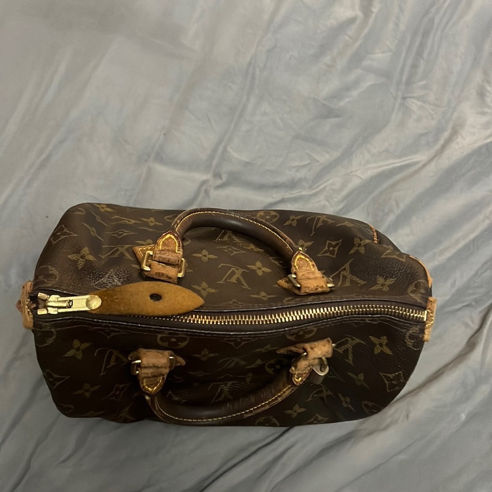 Authentic Vintage Louis Vuitton speedy